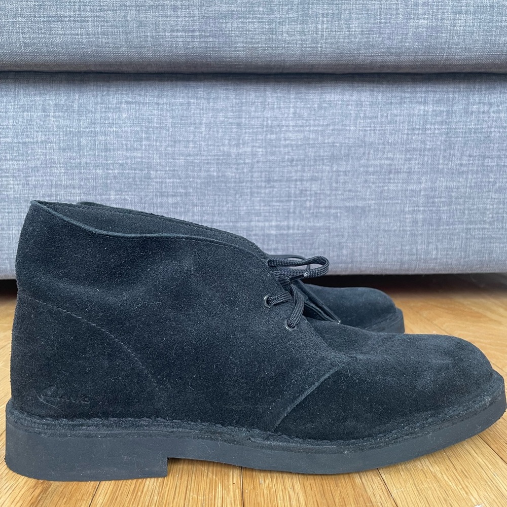 Clarks Men's Black Suede Desert Boots